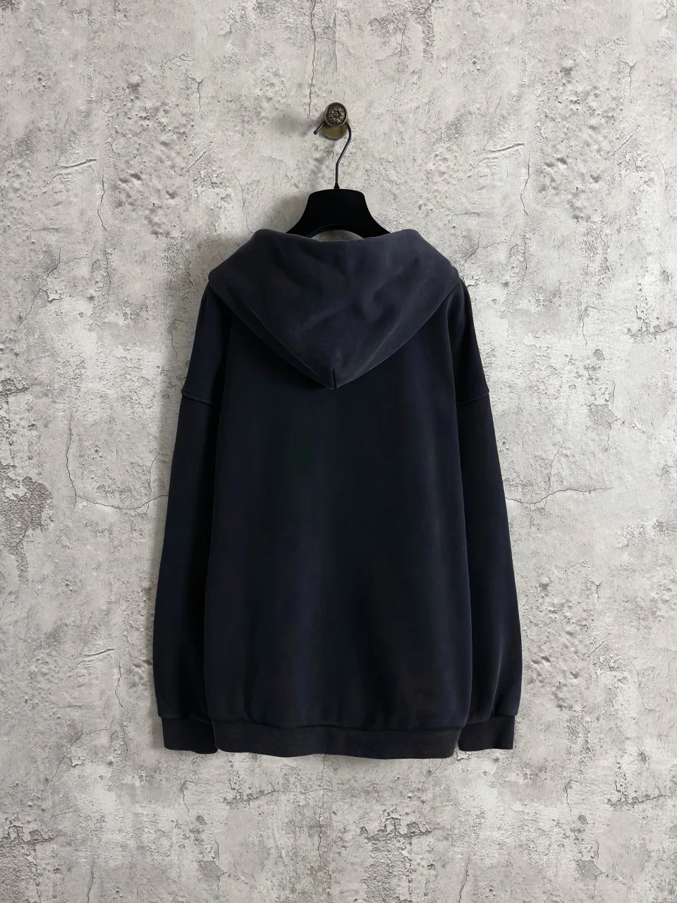 Balenciaga 💰P220 : Black Size：xs-l